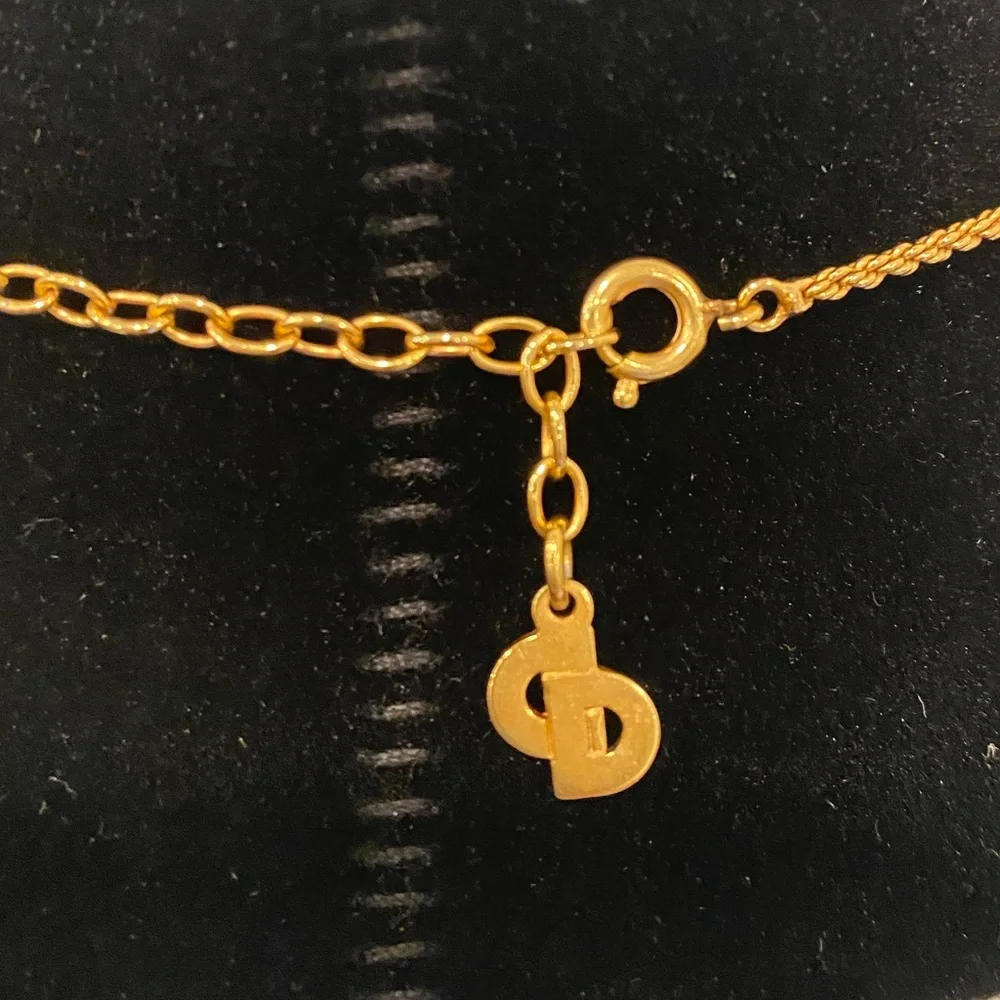 Vintage Dior Logo Oval Necklace - Picture 7 of 14